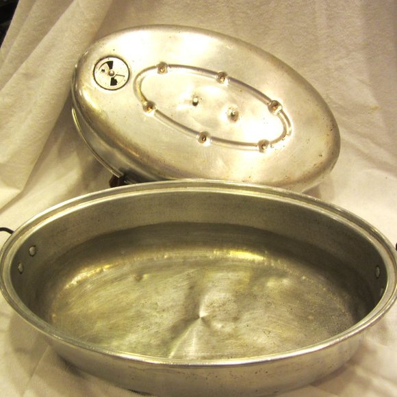 VTG ACUCO OVAL ROASTER PAN, ALUMINM WITH LID - Picture 1 of 8